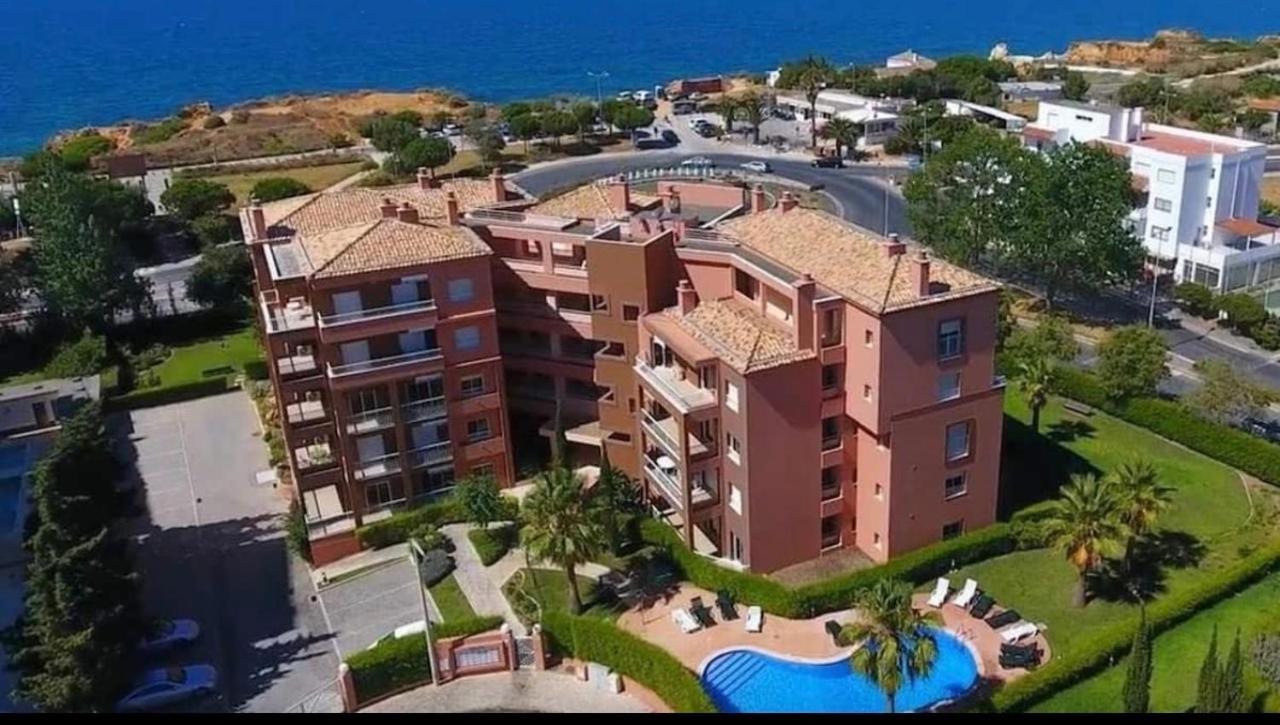 Beach & Sea Apt, Fast Wifi, Airco, Private Parking And Pool Portimao Ngoại thất bức ảnh