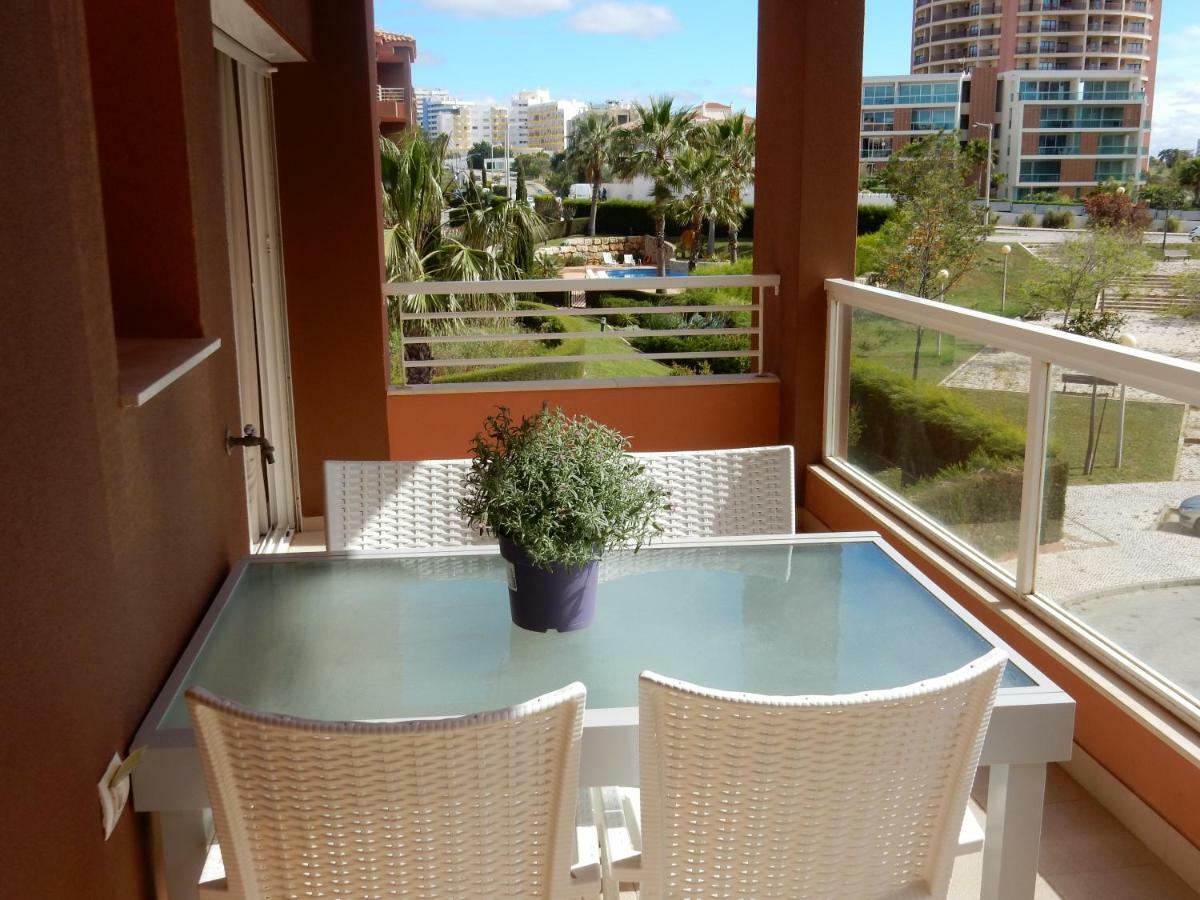 Beach & Sea Apt, Fast Wifi, Airco, Private Parking And Pool Portimao Ngoại thất bức ảnh